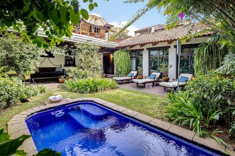 Casa Encantada By Porta Hotels Antigua Exterior foto